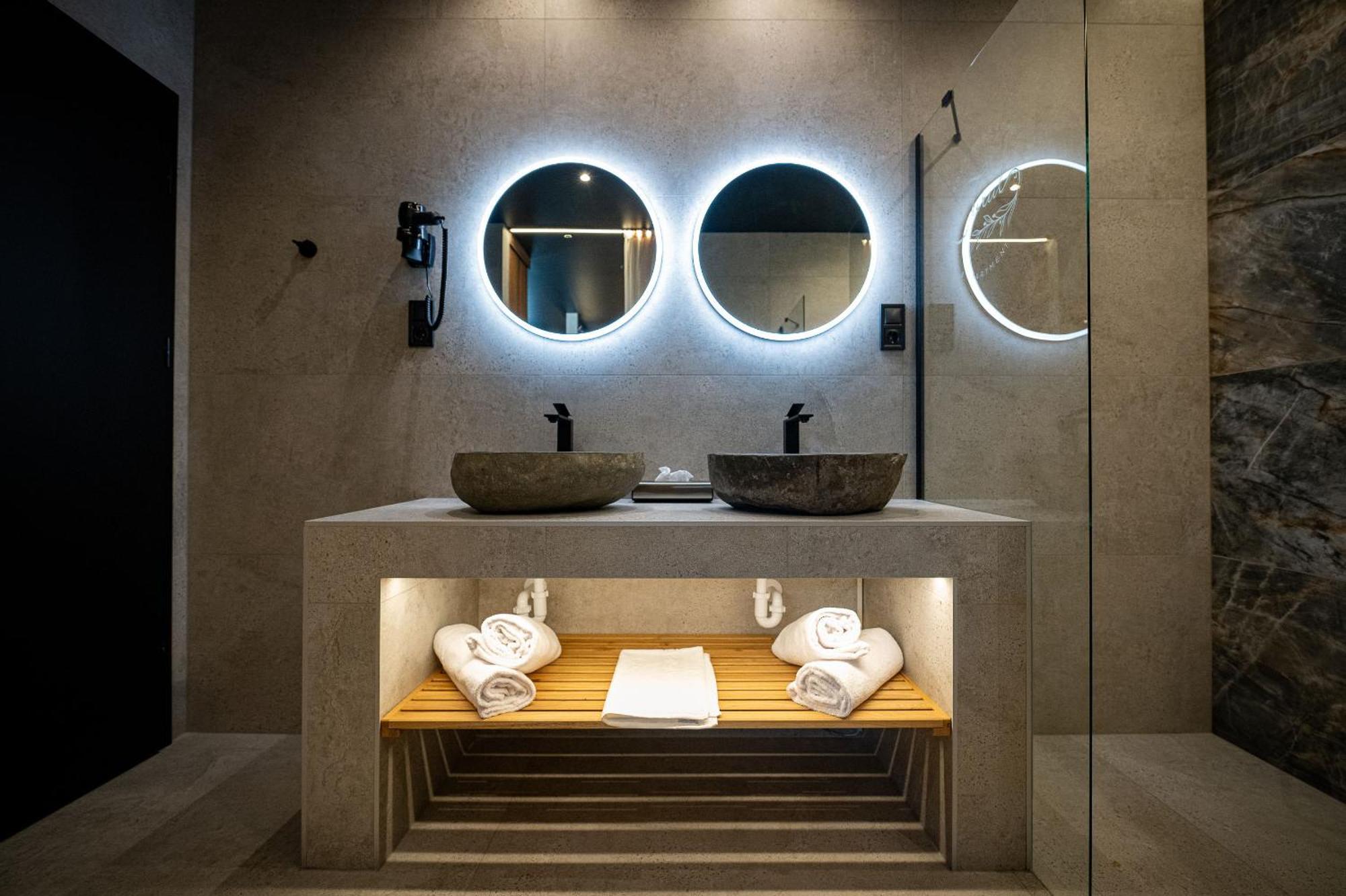 Turul Boutique Rooms & Apartment Szarvas Exterior foto